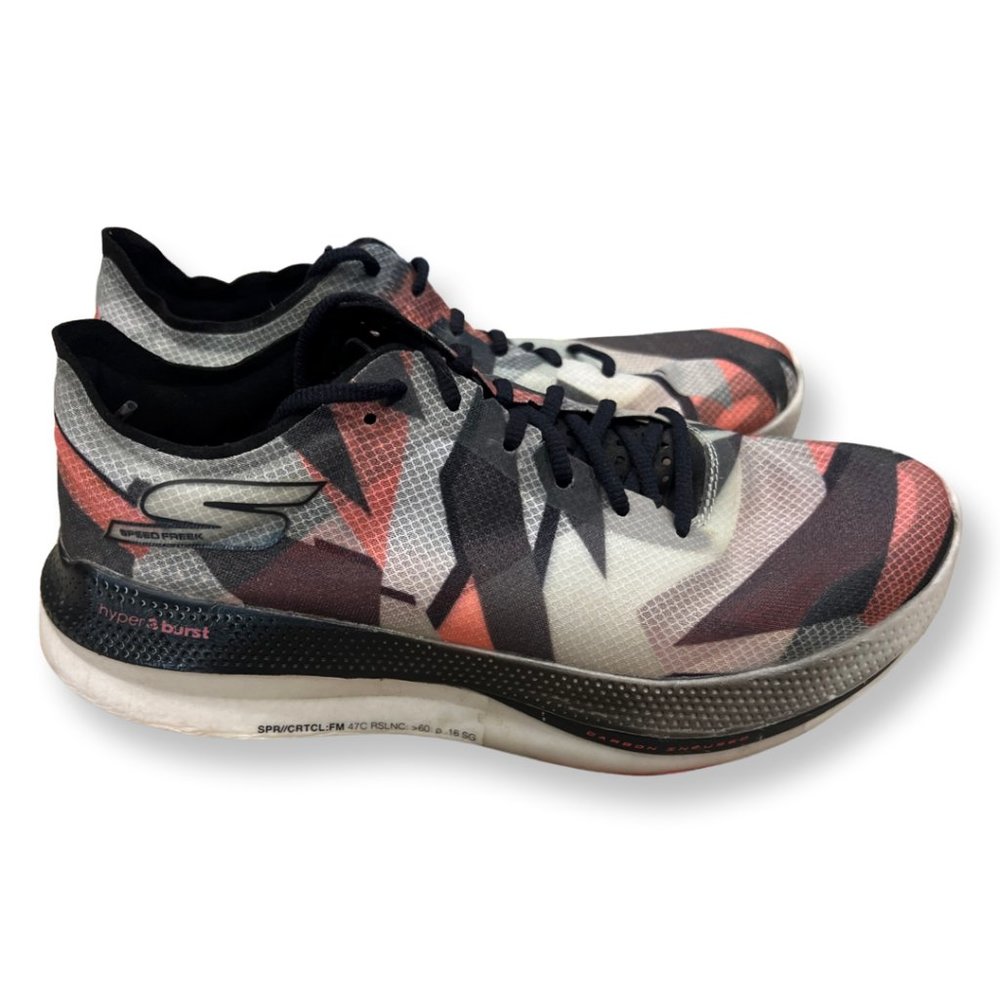 Skechers Speed Freak Women's 7 Carbon-Plated Running Shoe - Gently Used